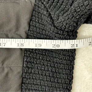 MICHAEL Michael Kors Ultra‎ light weight Black Puffer Jacket with Knit Sleeves M thumbnail 7