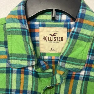 Hollister Shirt Twill Flannel Plaid Men's classic Button Up Long Sleeve Y2K thumbnail 2