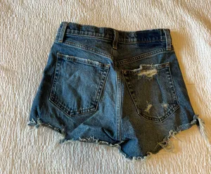 Abercrombie High Rise Mom Shorts thumbnail 2