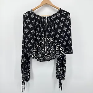 Free People Washed‎ Black Dazed Print Cropped Tie Sleeve Boho Blouse Top Small thumbnail 5