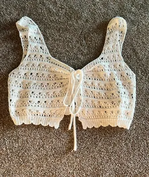 White crochet top thumbnail 1