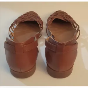 TopShop Woven Leather Slip Ons Huarache Sandal Pre owned dressy style Size 7.5 thumbnail 4