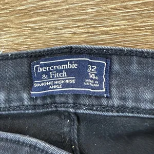 Abercrombie & Fitch Simone High Rise Ankle Jeans Women's 32 Black Raw Hem thumbnail 2
