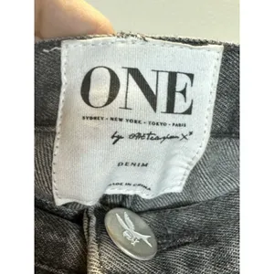 One Teaspoon Outlaws Denim Shorts Womens 27 Gray Distressed Button Fly Cut Off thumbnail 4