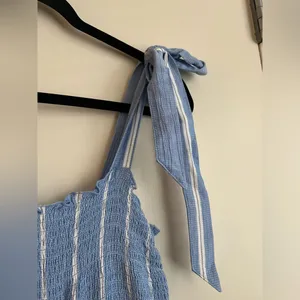 H&M Women Blue and White Striped Jumpsuit with smocking size 4 thumbnail 7