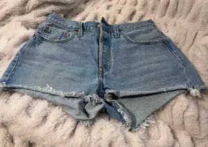 Levi’s 501 Shorts thumbnail 1