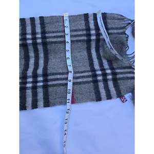 scarf 100% Cashmere With Fur Pompons thumbnail 8