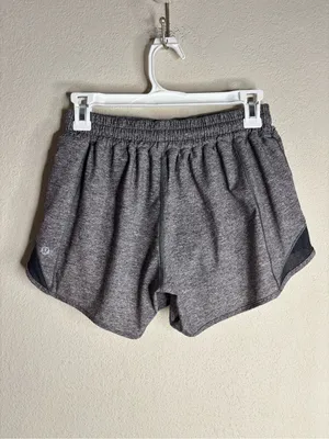 Lululemon Hotty Hot Short II Long 4" Size 6 thumbnail 3
