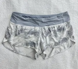 grey speed shorts Breeze By White Light Cast/Light Cast thumbnail 1