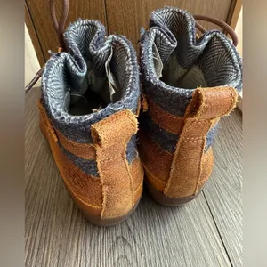 UGG Waterproof Leather Duck Boots Herringbone Wool Collar‎ Brown Lace Up size 8 thumbnail 3