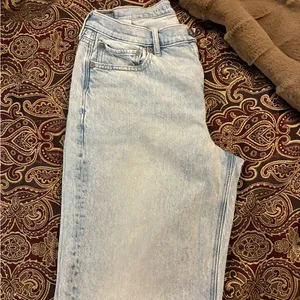 Light Blue Denim American Eagle 90’s Straight Jeans… thumbnail 5