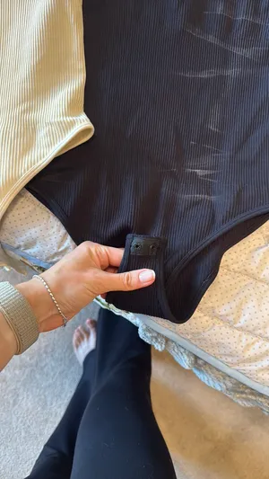 Black Amazon bodysuit  thumbnail 3