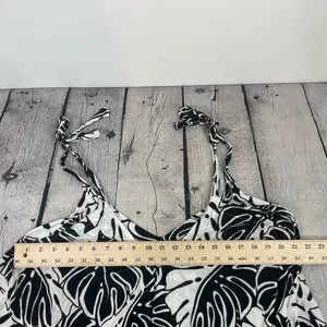 Black & White Leaf Print Tie-Strap jumpsuit with pockets size XL thumbnail 11