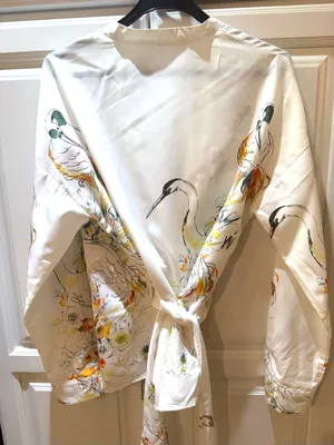 Cream Floral & Crane Print Wrap Blouse 8 thumbnail 2