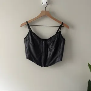 Shein Black Faux Leather Crop Top Corset Adjustable Spaghetti Straps Halloween S thumbnail 3