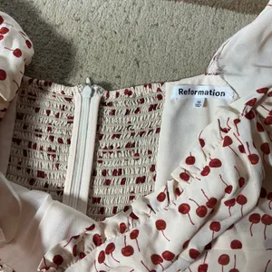 Reformation Coquette Cherry Print Smocked Mini Dress Red‎ Short Sleeve Size 10 thumbnail 6