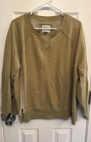 American Eagle Seriously Lived In This Feels Sweater thumbnail 1