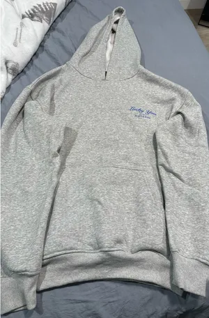 White Fox Boutique Sweatshirt thumbnail 1