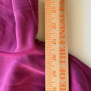 Lululemon Align Cropped Short Sleeve Top Magenta‎ Size 6 NWOT thumbnail 6