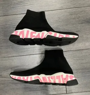 Balenciaga Speed Trainers Graffiti Knit Black Pink thumbnail 1