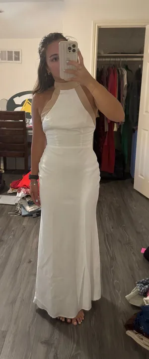 Boutique white dress thumbnail 1