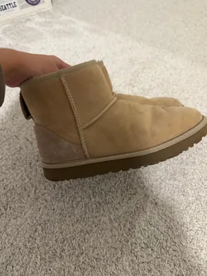 UGG Boots thumbnail 2