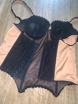 Victoria's Secret Very Sexy Satin Lace corset 36B thumbnail 8