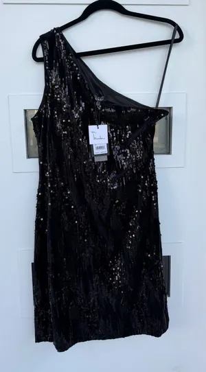 Black Sequin dress Size 10 thumbnail 1