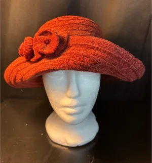 Signature Studio Vintage Rust Red Boucle Knit Floral Cloche Hat RN‎ 31289 thumbnail 1