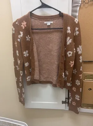 American Eagle Outfitters thumbnail 1