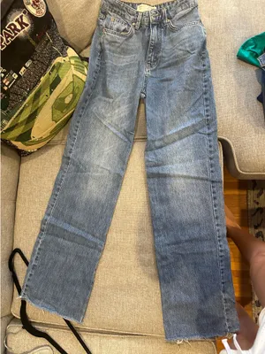 Stradivarius 90s Dad Jeans in Medium Blue thumbnail 2