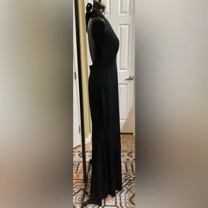 Dress the Population Camden Sleeveless Halter Plunging Gown – Black – Medium thumbnail 6