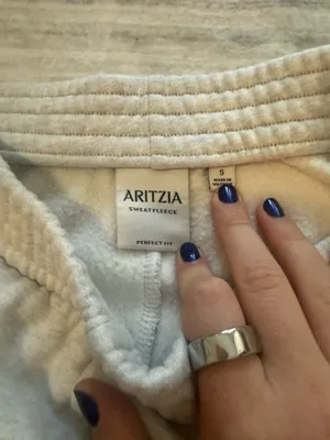 Aritzia cozy sweat fleece perfect micro short heather grey thumbnail 8