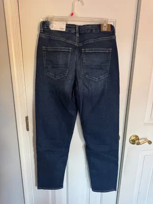 American Eagle Jeans Mom thumbnail 2