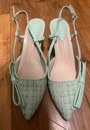 Amazon Green Heels thumbnail 1