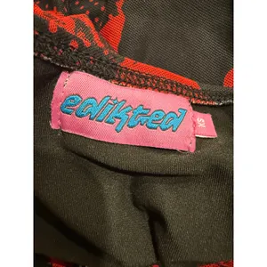 edikted Red Black Graphic Lace Up Mini Skirt missing lace vintage‎ thumbnail 6