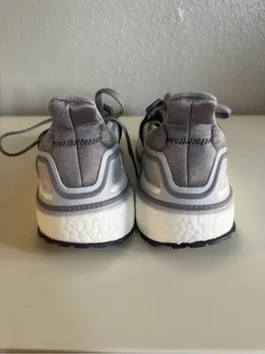 Adidas Women's Ultraboost DNA City Xplorer Grey Outdoor Trail Shoes Size 8.5 thumbnail 4