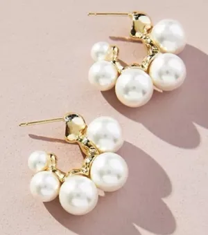 Anthropologie Lake Life Chunky Ascending Pearl Hoop Earrings thumbnail 1