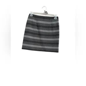Loft Black and White Pencil Skirt Size 4 thumbnail 9