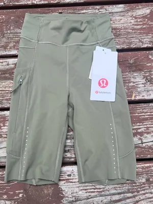 Lululemon Fast and Free HR Short 8" Light BALF Bay Leaf (Green) Lightweight|Sz:2 thumbnail 1