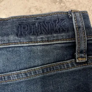 Victoria’s Secret PINK Jean Shorts Size 4 High Rise Cut Off Cheeky thumbnail 4
