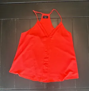 Vici Coral V-Neck Spaghetti Strap Cami thumbnail 1