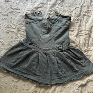 2Cute Short Strapless Jean Denim dress with clear straps include. Size M thumbnail 2