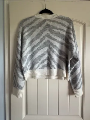 American Eagle Outfitters Gray and white Zebra-Print Crewneck Sweater thumbnail 2