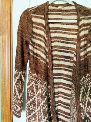 Aztec Cardigan Brown Size M thumbnail 3