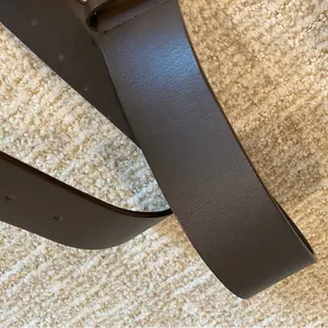 Zara Black Leather Belt with Gold Sculpted Buckle thumbnail 3
