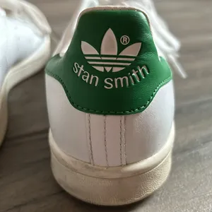 Adidas Stan smith tennis shoes thumbnail 5