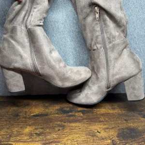 Rouge Helium Taupe Faux Suede Over The Knee Boots Size 10 Block Heel Slouchy thumbnail 5