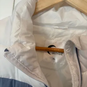 Zyia White Vondelpark Puffer Vest Size‎ XL thumbnail 6