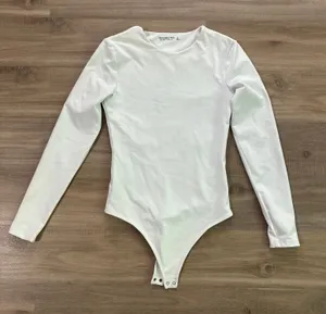 Abercrombie & Fitch White Long Sleeve BodySuit Women Size Small thumbnail 1